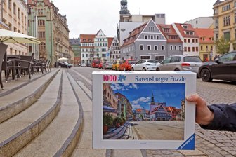 1000-Teile-Hauptmarkt-Puzzle: Wird in Zwickau der Weltrekord geknackt? - Der Zwickauer Hauptmarkt als Puzzle-Motiv: Das Legespiel entstand, als der Grill „Taste of Kebap“ noch nicht im früheren „Schuh-Winkler“ eröffnet hatte.