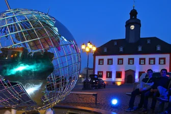 Ausstellung zu Filmkomponist Werner Bochmann wird in Meerane gezeigt - Die ergänzte Bochmann-Schau wird im Alten Rathaus gezeigt.