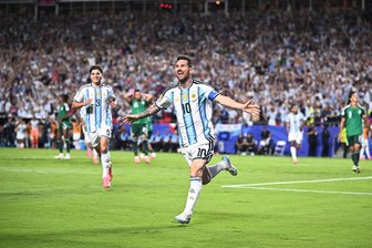 Das war die WM-Nacht: Superstars Messi und Haaland zaubern - Lionel Messi traf doppelt gegen Algerien.
