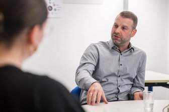 Endspurt bei OB-Wahl in Aue-Bad Schlema: Wie die CDU-Spitze ihrem Kandidaten unter die Arme greift - Tritt bei der Oberbürgermeister-Wahl in Aue-Bad Schlema am 7. Juni für die CDU an: Marcus Hoffmann.