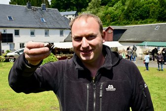 Fledermaus im Fokus beim Bergwiesenfest - Wie Fledermaus-Experte Heiko Goldberg, Nabu-Ortsgruppe Kirchberg, sagt stammt die Nordfledermaus aus Skandinavien und kommt auch im Erzgebirge vor.