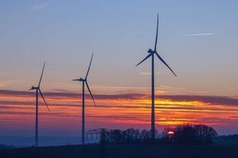 „Frechheit“ und „Irrsinn“: St. Egidien diskutiert über Raumordnungsplan Wind - Windräder bei Lobsdorf: Insgesamt gibt es sechs Anlagen auf dem Gebiet von St. Egidien, doch im Plan wird nur die Hälfte von ihnen berücksichtigt.