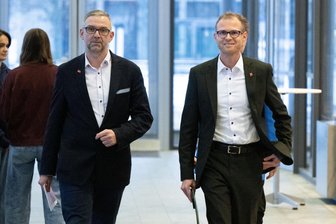 Mehrheit für Sachsens neues Polizeigesetz: Kretschmer-Regierung einigt sich mit dem BSW - BSW-Fraktionschef Ronny Kupke und der parlamentarische Geschäftsführer Jens Hentschel-Thöricht haben das Finale des Polizeigesetzes mitverhandelt.