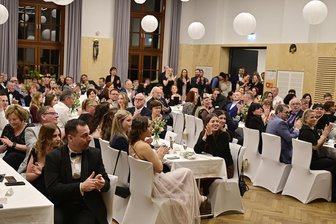 Neuer Ball im Vogtland: Premiere gelungen - Der „Ball der Begegnung“ stieß bei den Gästen auf Zustimmung.