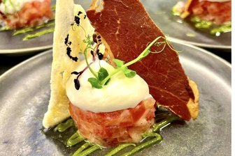Tomaten mal anders: Mit diesem Tatar beeindrucken Sie auf jeder Sommerparty - Tomatentatar