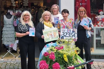 Zwickauer Straßenfest erbringt Spende für mobilen Kinderhospizdienst - 3235 Euro kamen als Spenden für den Kinderhospizdienst zusammen.